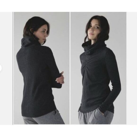 Lululemon In a Cinch Long Sleeve Tee Reversible Pullover Gray Stripe Cowl Neck - Picture 1 of 10